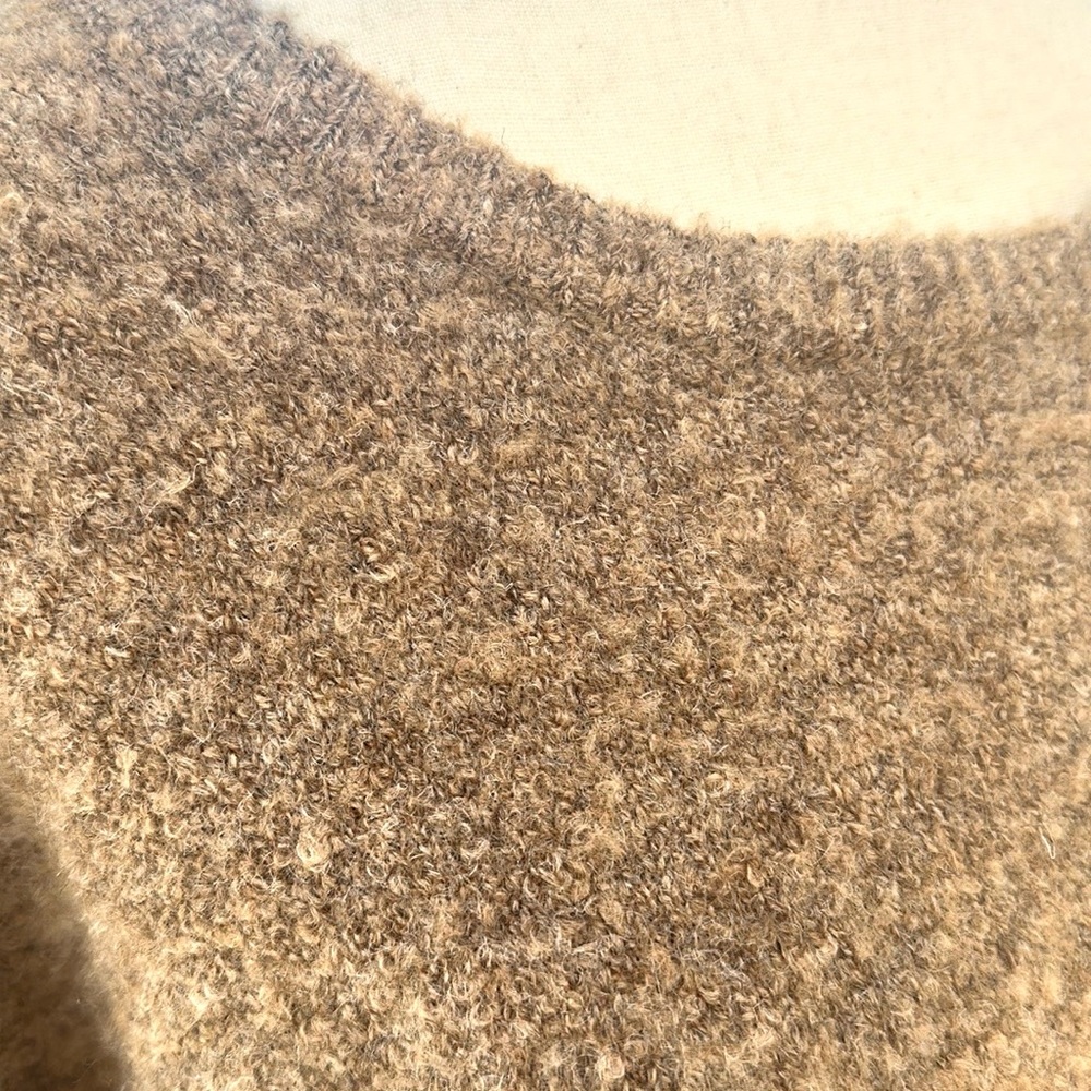 Willow & Clay S EUC Oversized TAUPE Cozy Sweater - Picture 4 of 7
